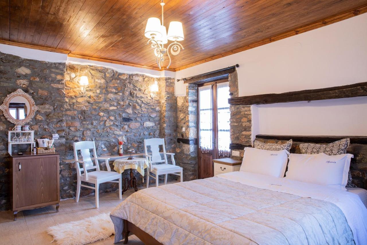Guesthouse Ourania Palaios Panteleimonas Bagian luar foto