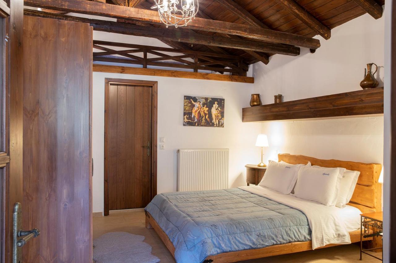 Guesthouse Ourania Palaios Panteleimonas Bagian luar foto