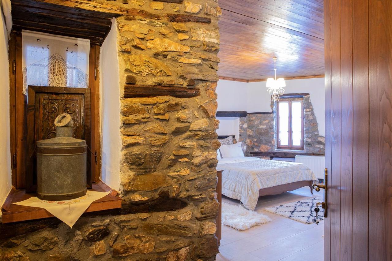 Guesthouse Ourania Palaios Panteleimonas Bagian luar foto