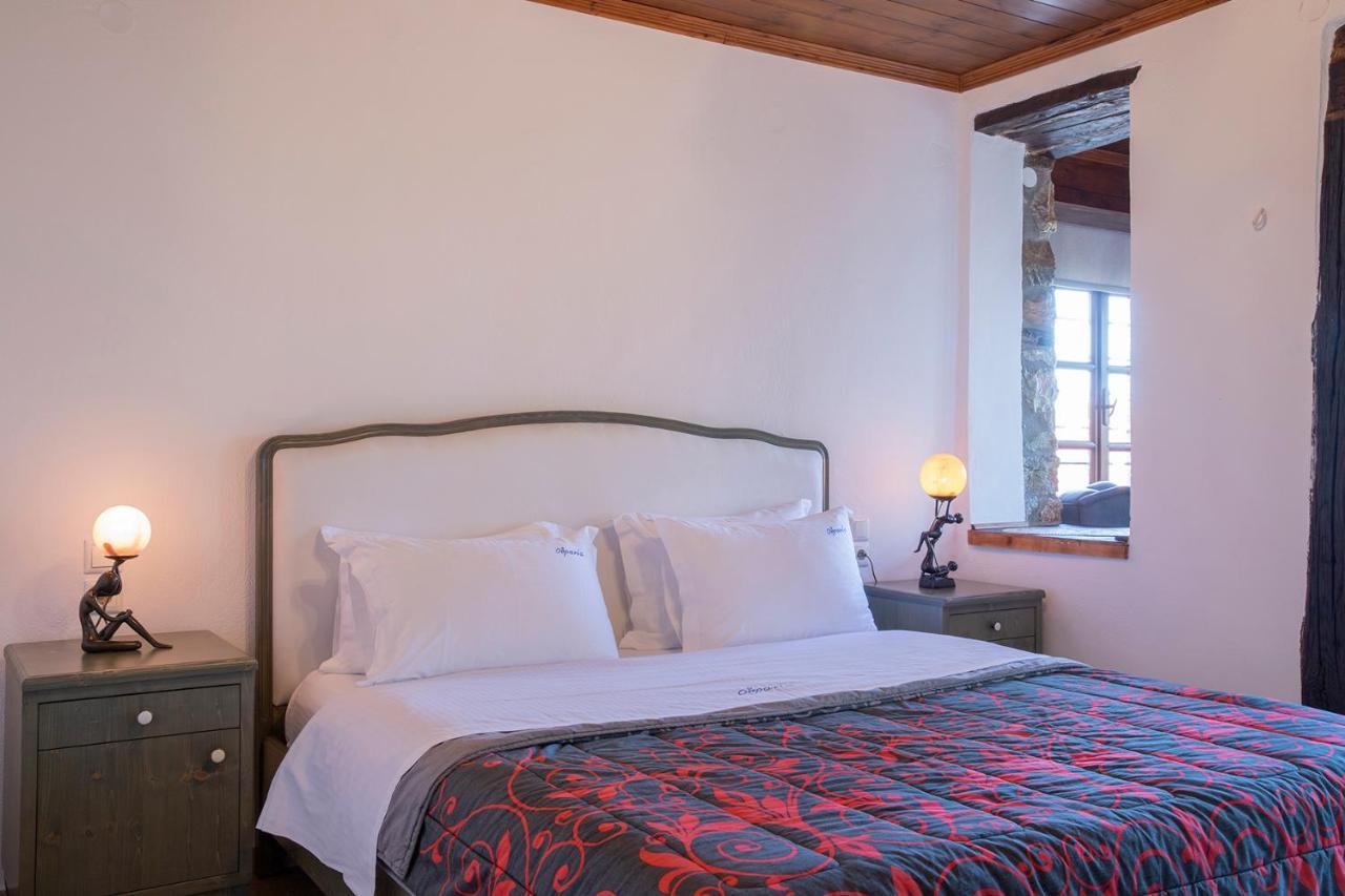 Guesthouse Ourania Palaios Panteleimonas Bagian luar foto