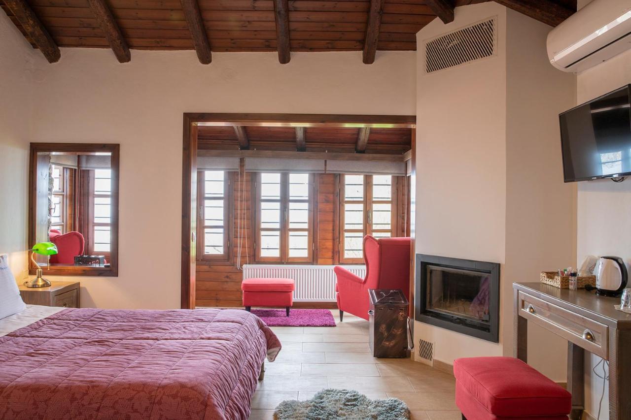 Guesthouse Ourania Palaios Panteleimonas Bagian luar foto